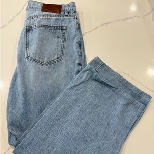 Women's Light Blue Straight Jeans